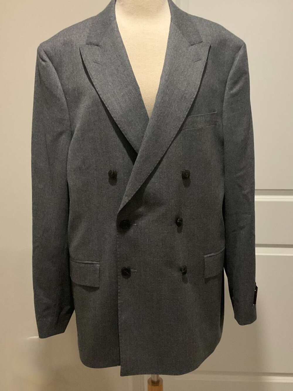 J.CREW kenmare relaxed-fit suit jacket in italian WOOL. SIZE: 44/REGULAR.